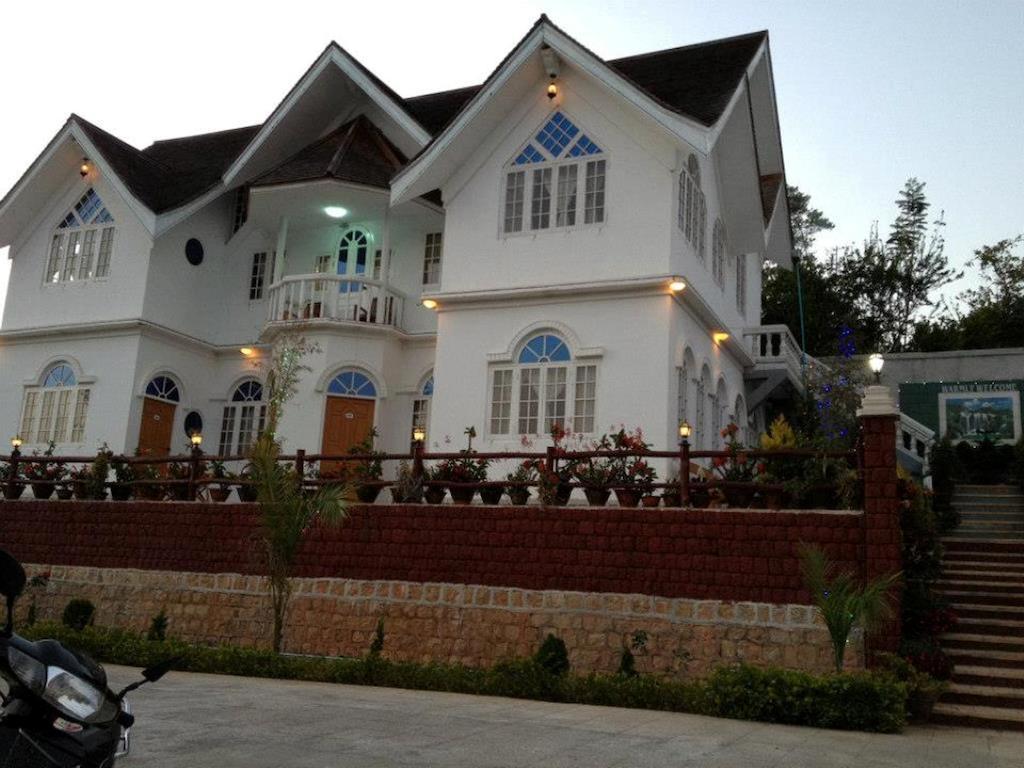 Green Haven Hotel Кало Экстерьер фото